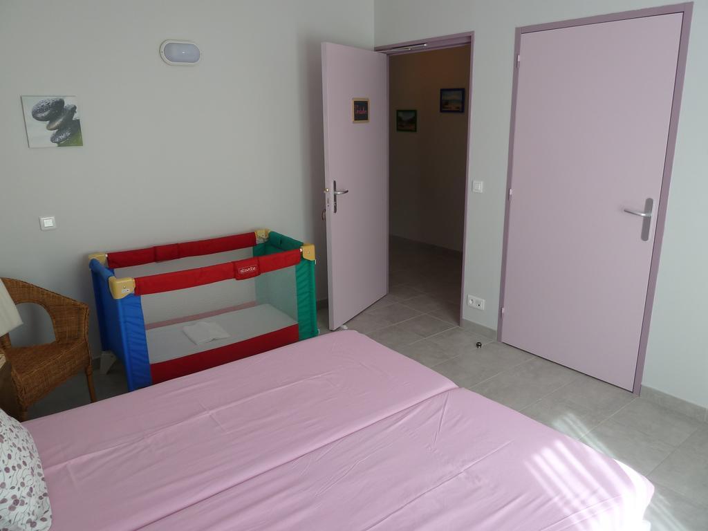 Gite Des Monges Sisteron Oda fotoğraf