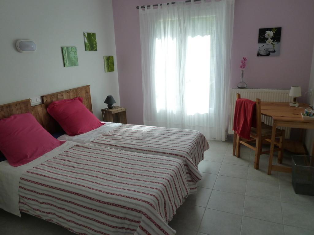 Gite Des Monges Sisteron Oda fotoğraf